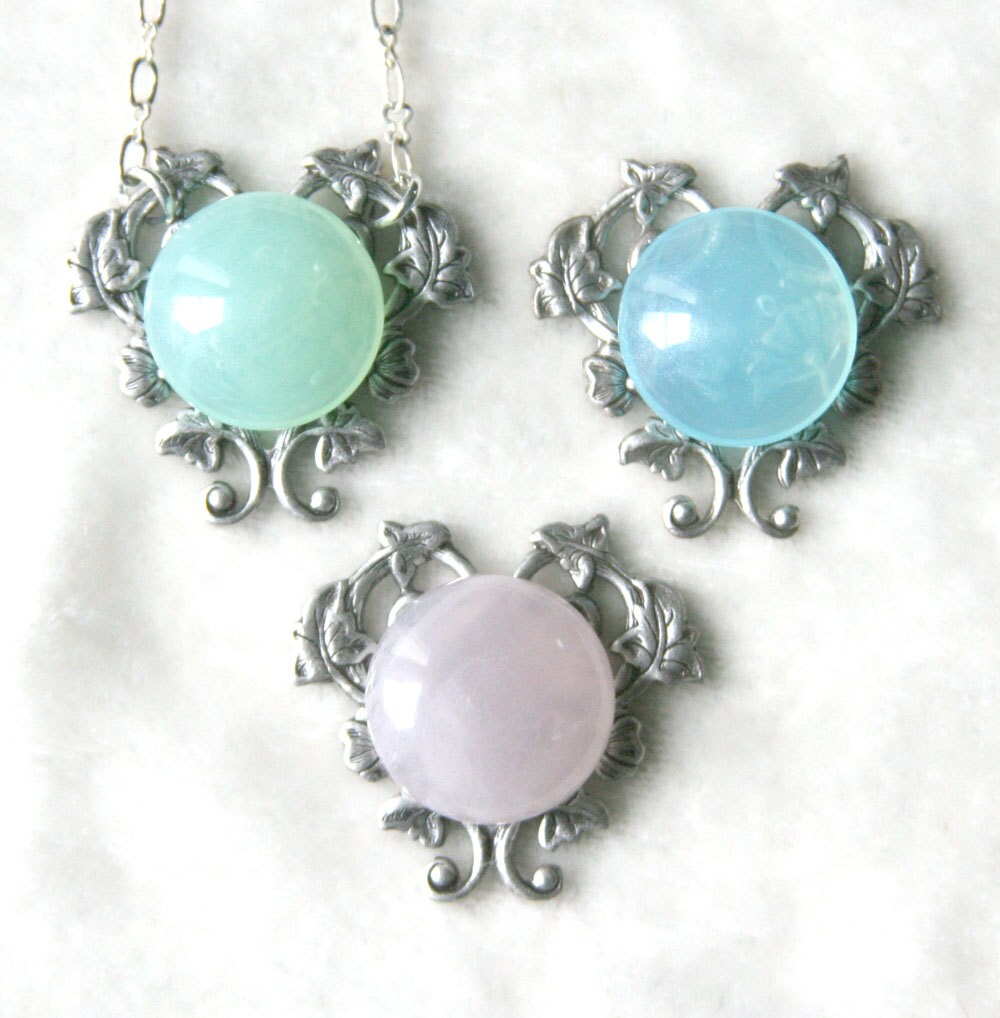 Silber Herz Reben Und Blumen Cabochon Milchig Blau, Grün, Petrol Silber Herz Reben Und Blumen Cabochon Milchig Blau, Grün, Petrol von BBJdesign