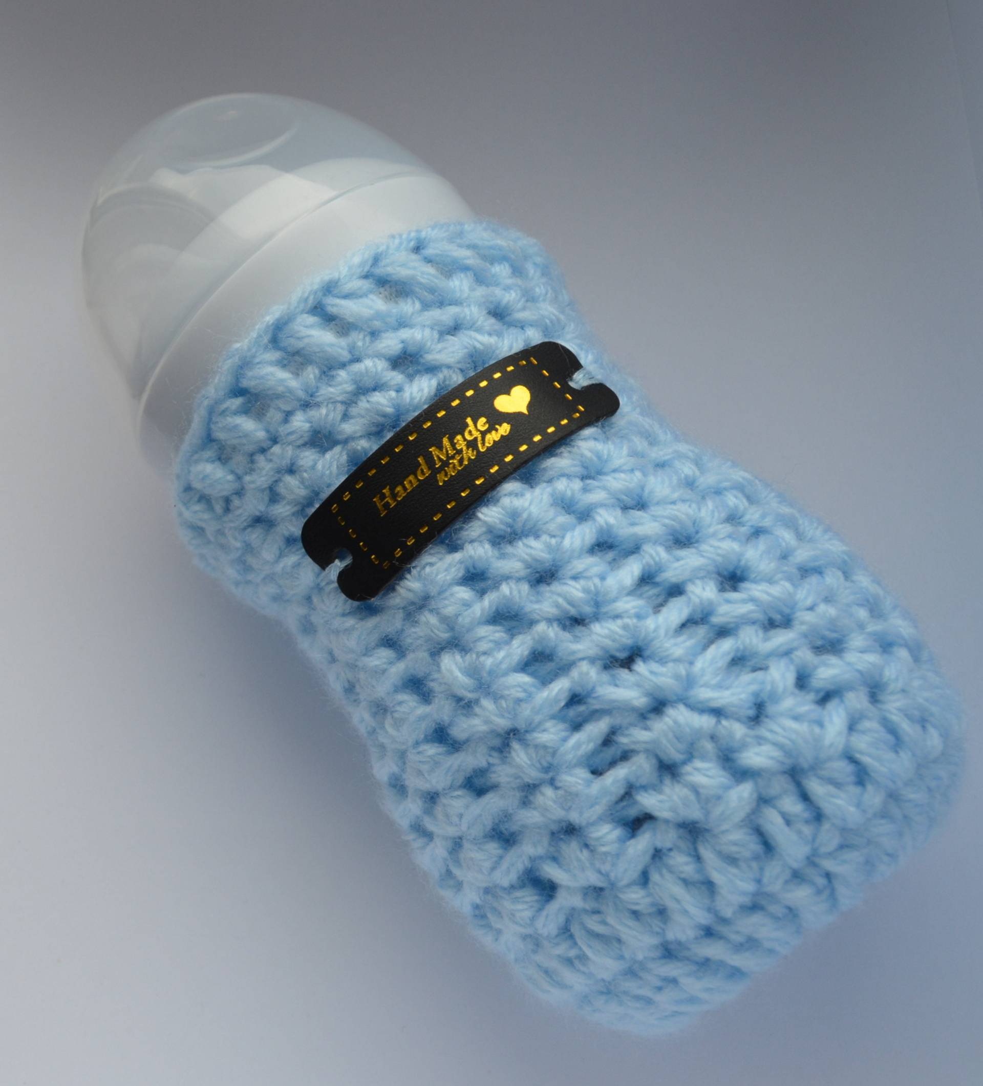 Baby Blauer Strukturierter Milchflaschen Isolator, Gehäkelte Babyflasche Cosy, Einzigartiges Geschenk in Limitierter Auflage, Sofort Versandfertig von BBKits
