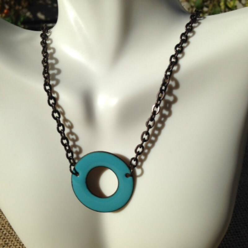 Emaillierte Kreis Auf Kupfer Kette; Glasigen Glas Emaille Kupfer-Kette Kreis; Handmade Emailliertem Und Kette Hals; von BBWindhorseDesigns