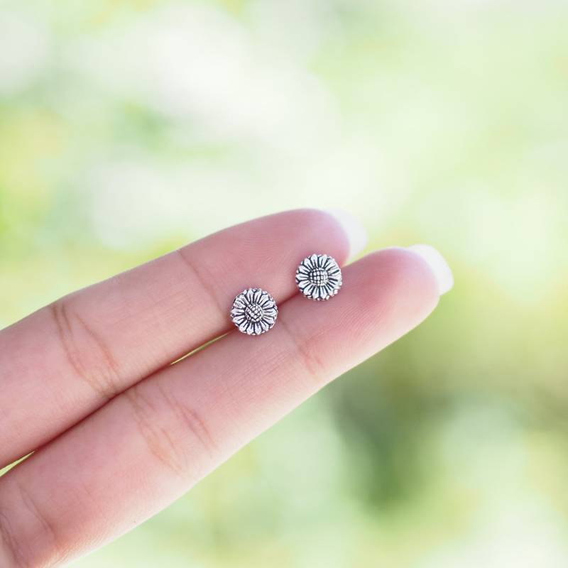 Sonnenblume Ohrringe, Florale Süsse Schmuck, Geschenk Bester Freund, Weihnachtsgeschenk/Q101 von BBlingsilver