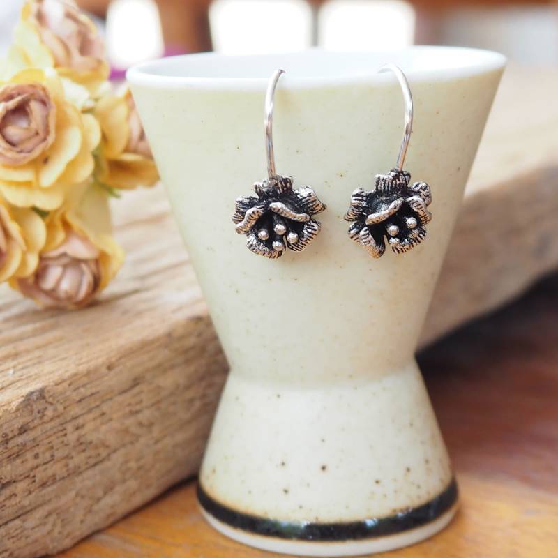 Zarte Blume Ohrringe, Kamelie Brautjungfer Geschenk, Geschenk Für Sie/De57 von BBlingsilver