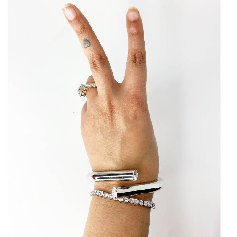 Crystal Cross Roads Manschette. Bc Schmuck. Vergoldet. Versilbert. Stapelbare Armspange. Statement Crystal Cross Roads Manschette. Bc Schmuck. Vergoldet. Versilbert. Stapelbare Armspange. Statement von BCJewelryNYC