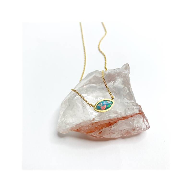Opal Auge Charm Halskette. Blauer Zierliche Anhänger Layering Stapelbar Opal Auge Charm Halskette. Blauer Zierliche Anhänger Layering Stapelbar von BCJewelryNYC