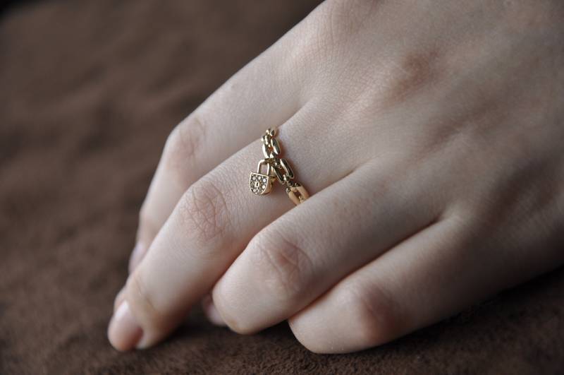 14K Solid Gold Offener Gliederring, Kettengliedring, Interlocked Design Ring, Einzigartiger Kettenring, Verschlussring Mit Zirkon, Perfektes Geschenk von BCOJewels