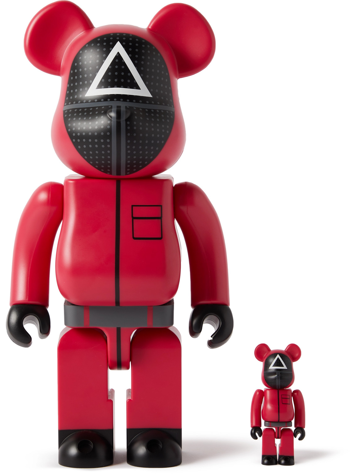 BE@RBRICK - Squid Game Guard △ 100% 400% Printed PVC Figurine Set - Men - Red BE@RBRICK - Squid Game Guard △ 100% 400% Printed PVC Figurine Set - Men - Red von BE@RBRICK