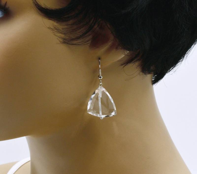 Billionen in Böhmen Kristall Glas Ohrringe von BEADFALLS