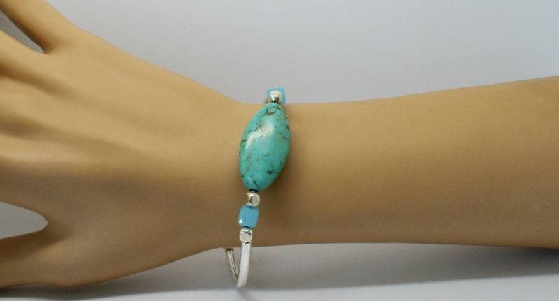 Puck Olive Türkis Silber Armband von BEADFALLS