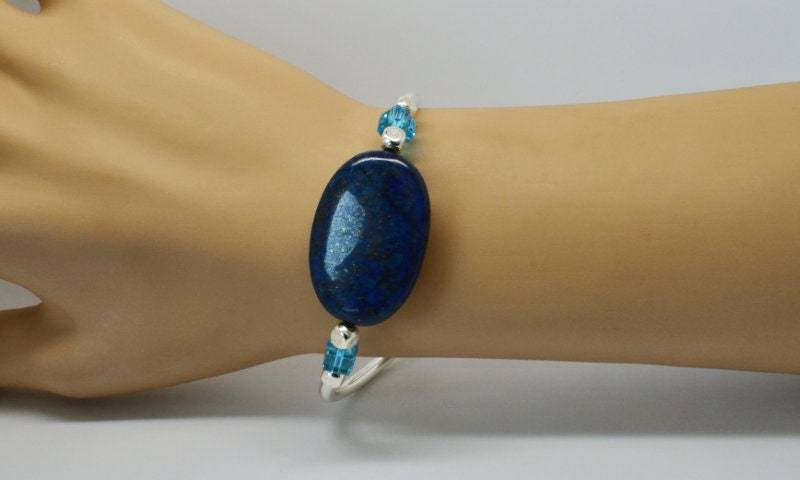 Puck Silber Lapislazuli Armband von BEADFALLS