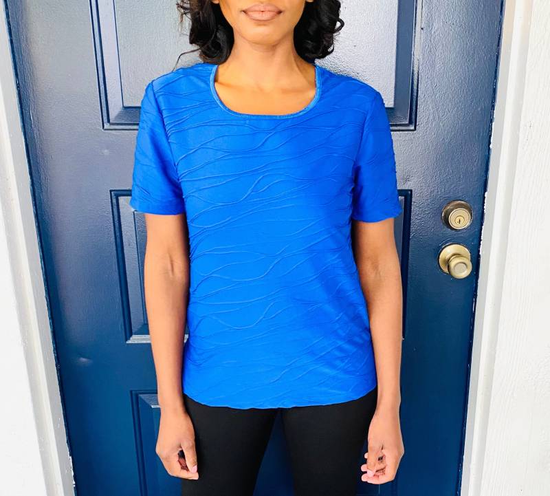90Er Jahre Notationen Royal Blue Crew Neck Basic Bluse von BEAUTYTOAST