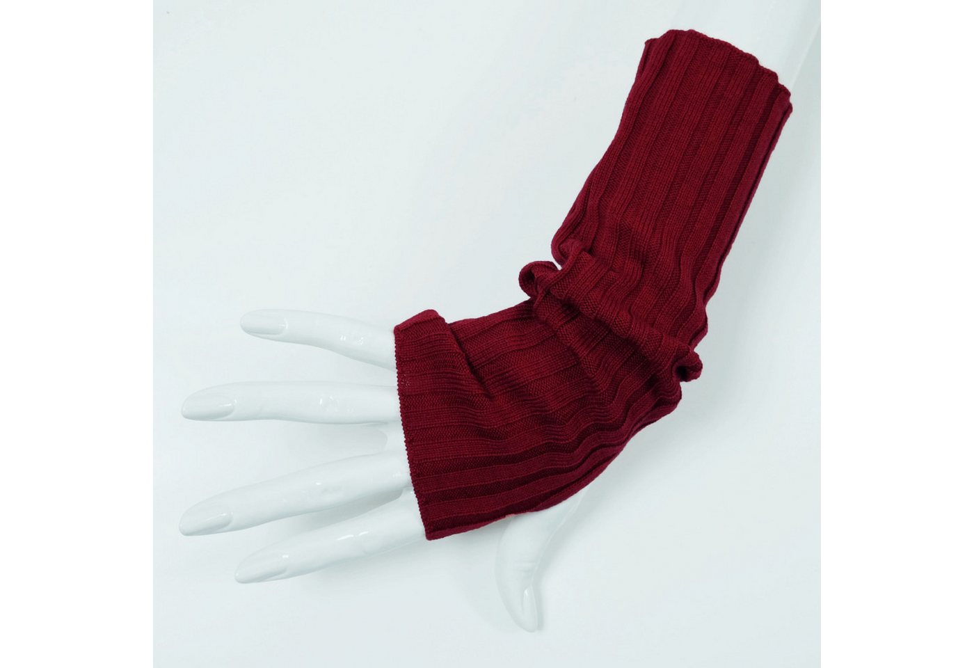 BEAZZ Armstulpen Armstulpen Damen, Pulswärmer, 100% WOLLE Merino dunkles merlot-rot (mit Daumenloch) Feinstrick, warm und weich von BEAZZ