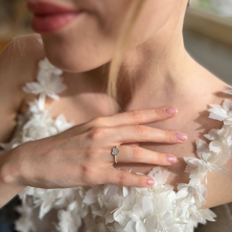 Herzliche Liebe Sterling Silber Herz Ring, Bandring, Funkelnde Zierliche Handgemachter Schmuck von BEEFANCYJewelry