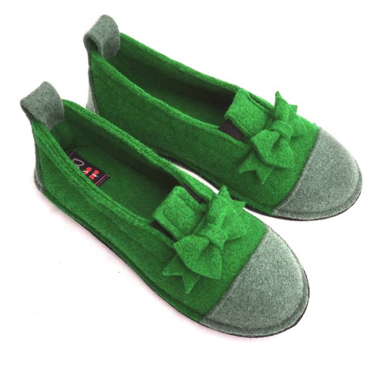 Warme Ballerinas Aus Wollfilz Mit Blumenmuster von BELITI