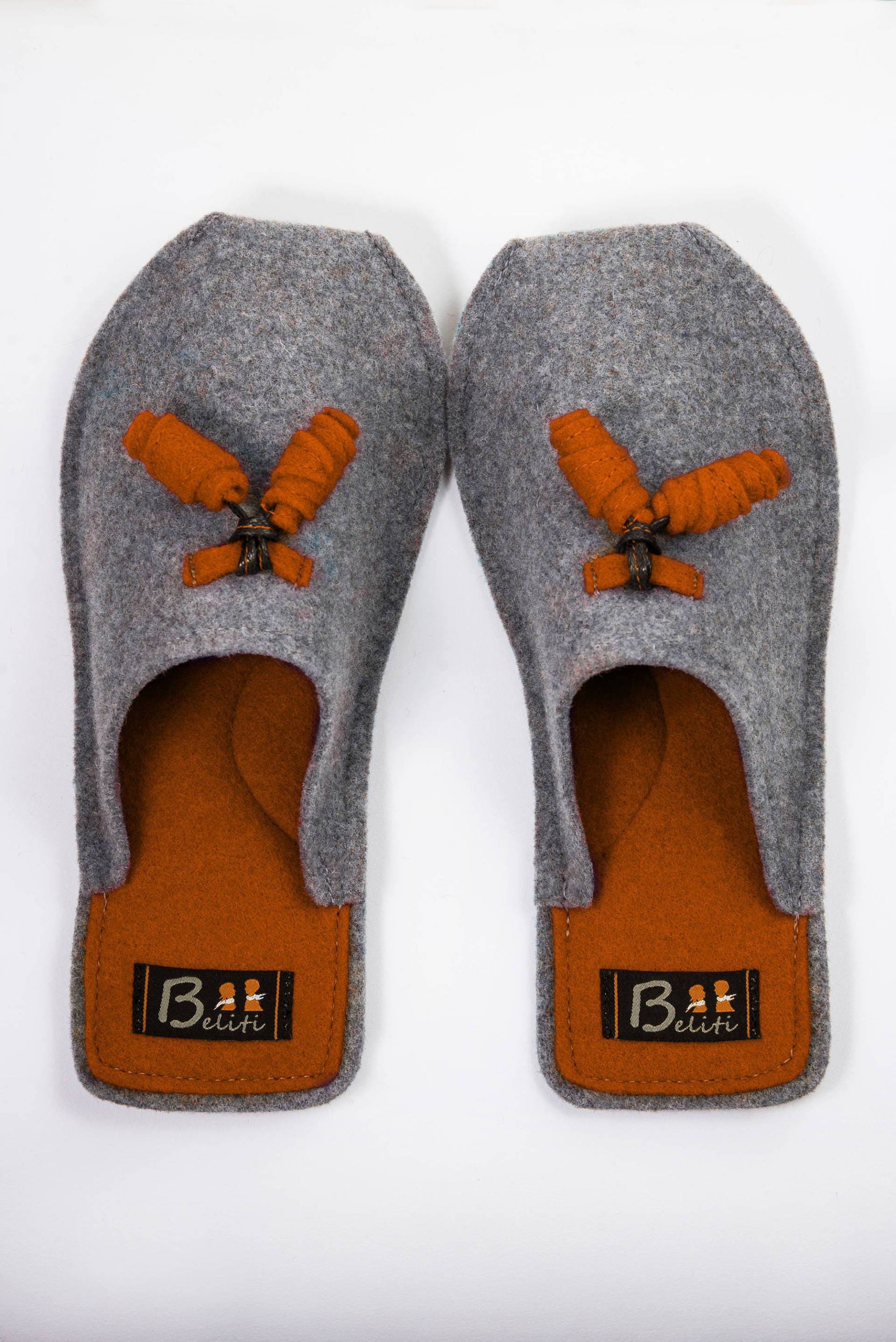 Warme Hausschuhe Aus Wollfilz von BELITI
