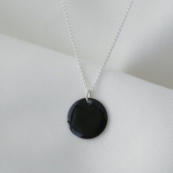 BELLYBIRD Jewellery Halskette - emailliertes Plättchen, Anhänger aus Silber mit Emaille von BELLYBIRD Jewellery