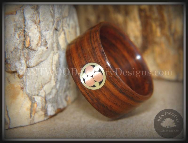 "Bentwood Ring - "Metall Mosaic" Königsholz Und Custom Messing Mosaik Inlay von BENTWOODJewelry