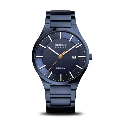 BERING Herren Uhr Solar Movement - Titanium Collection mit Titan und Saphirglas 15239-797 Armbandsuhren - Wasserdicht: 10 ATM, Blau von BERING