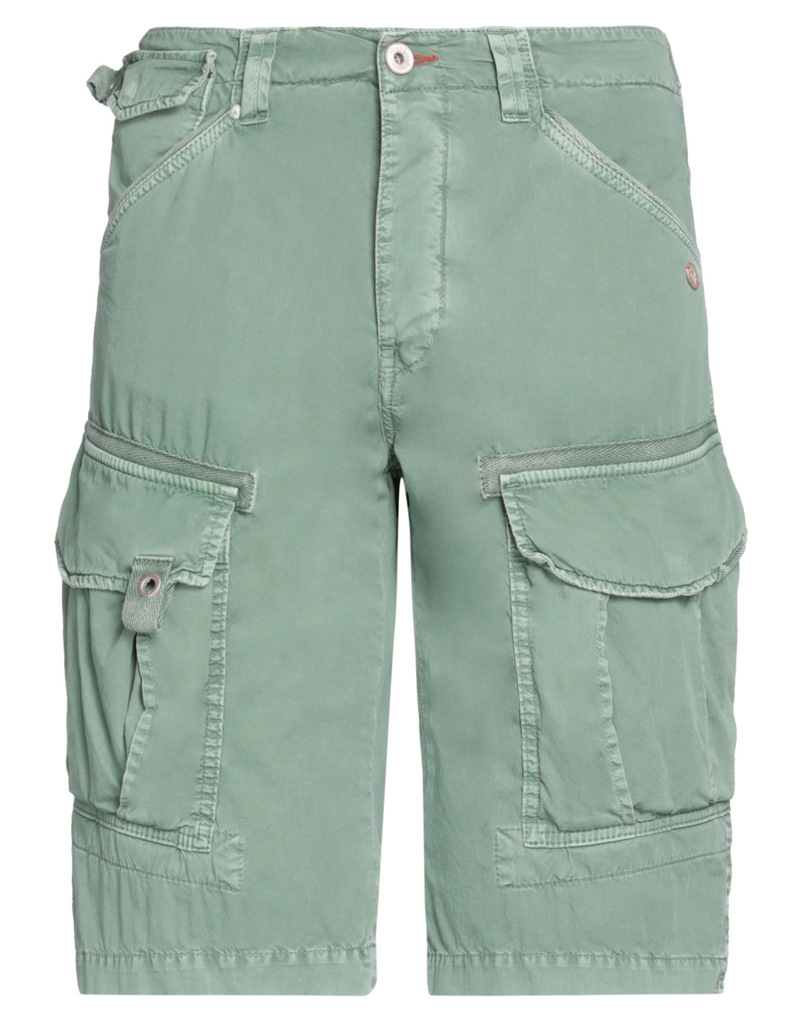 BERNA Shorts & Bermudashorts Herren Militärgrün von BERNA