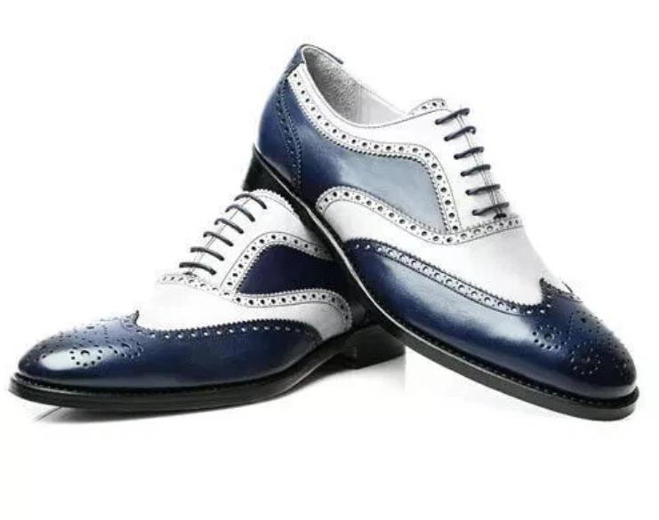 Maßgeschneiderte Schuhe Machen Handgefertigte Herren Blau Und Weiß Leder Brogue Formale Kleidschuhe von BESPOKESHOEMAKING