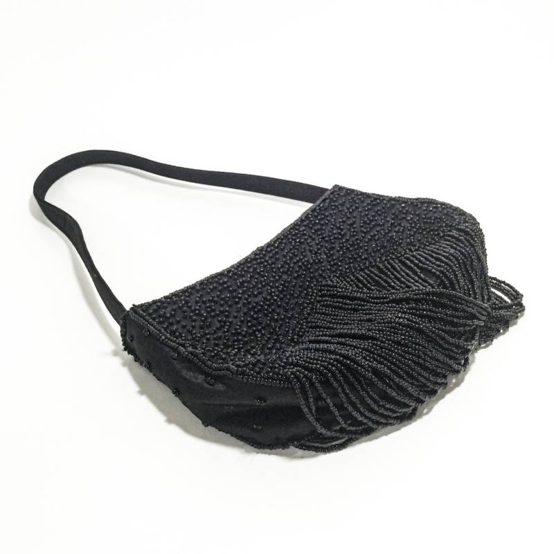 Vintage La Regale, Schwarze Perlen Schwarz Satin, Fransen L Schulter Handtasche, Art-Deco von BEXLEYDRIVEVINTAGE