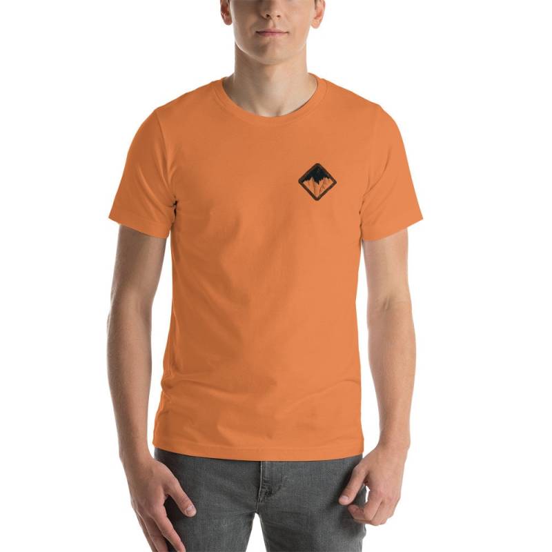 Unisex T-Shirt in Manches Courts - Berg Verschiedene Farben Unisex T-Shirt in Manches Courts - Berg Verschiedene Farben von BFNO