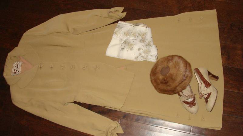 Lord & Taylor Salon Miss Alice Pelz Pillbox Damen Mode Hut Tan Braun Nerz Runde Chapeau Herbst Winter Vintage 1960's Mid Century von BFRretro