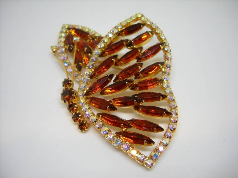 1960 - Juliana D & E Brosche Schmetterlingform von BIANGELS