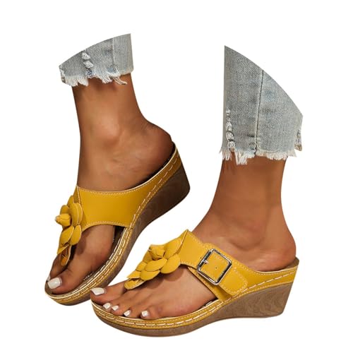 BIBOKAOKE Slipper Damen Sommer Plateau Keilsandalen mit Blumendekoration Retro Slipper Bequem Sommerschuhe Weite Clogs Hausschuhe Rutschfest Slip on Pantolette Wassdicht Schlappen Strandschuhe von BIBOKAOKE