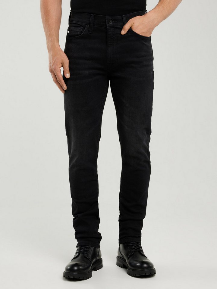 BIG STAR Tapered-fit-Jeans TERRY TAPERED niedrige Leibhöhe BIG STAR Tapered-fit-Jeans TERRY TAPERED niedrige Leibhöhe von BIG STAR