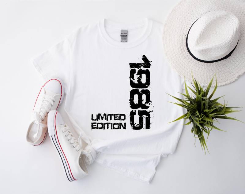 40. Geburtstag Damen Herren 40 Jahre 1985 Geboren Lustig Geschenk T-Shirt Limited Edition von BINYAShop