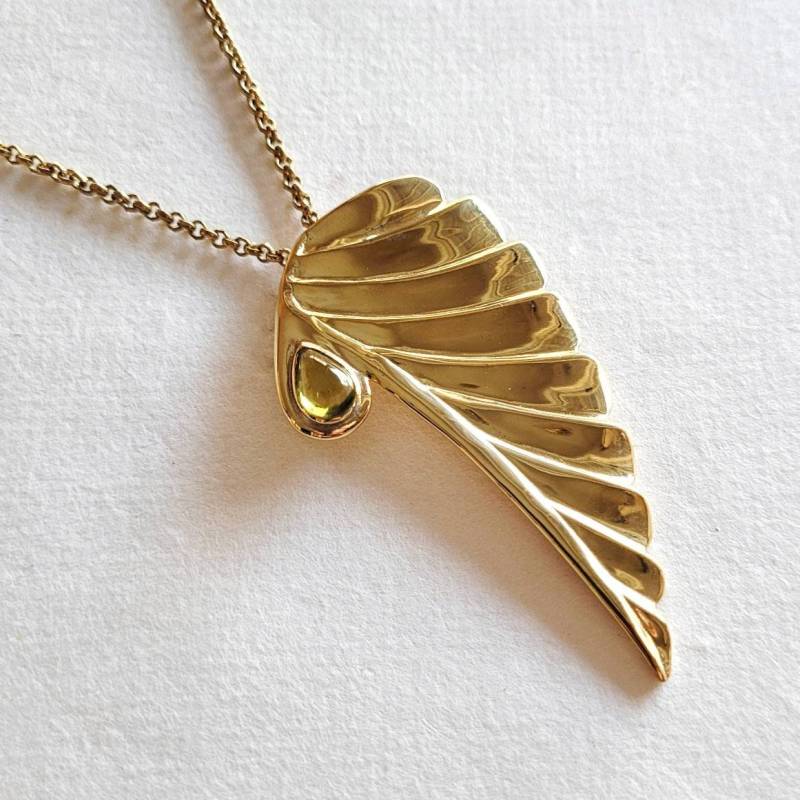 Messing Grüner Citrin Stein Peace Anhänger Halskette Designer Handbecast von BISJOUX