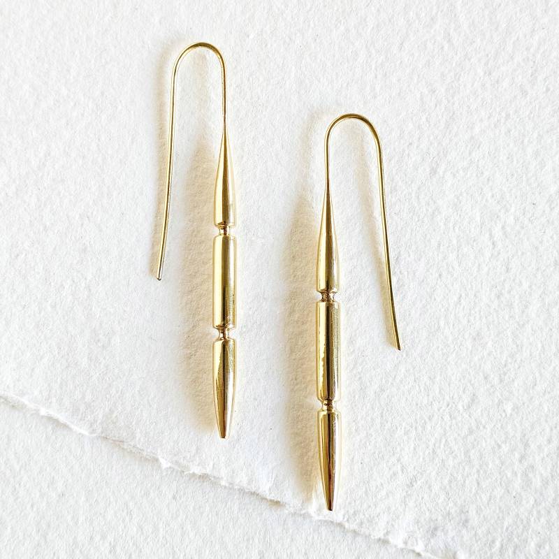 Messing Lange Einfädler Spike Nadel Ohrringe Handgefertigt Handgefertigte Massivem Gehämmert Bisjoux Exclusive von BISJOUX