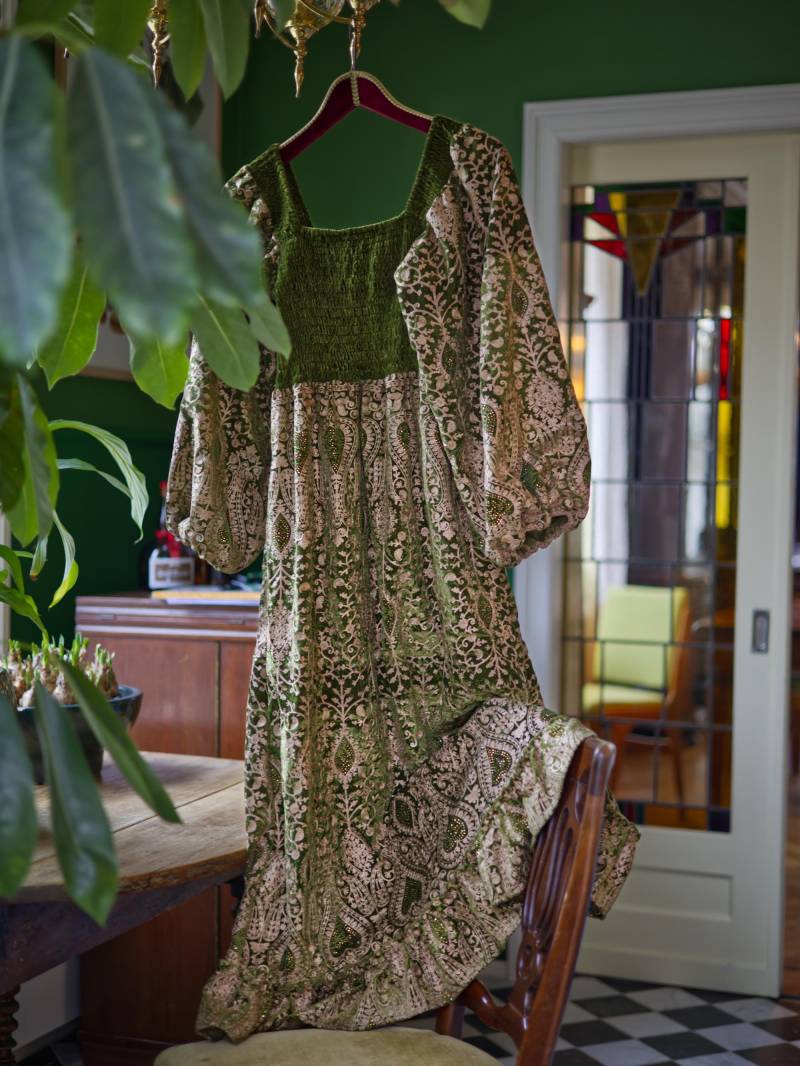 Blackfish The Label Solstice Dress Hekate - Boho/Hexen/Hippie Samt Ballonärmel Samtkleid Blackfish The Label Solstice Dress Hekate - Boho/Hexen/Hippie Samt Ballonärmel Samtkleid von BLACKFISHTheLabel