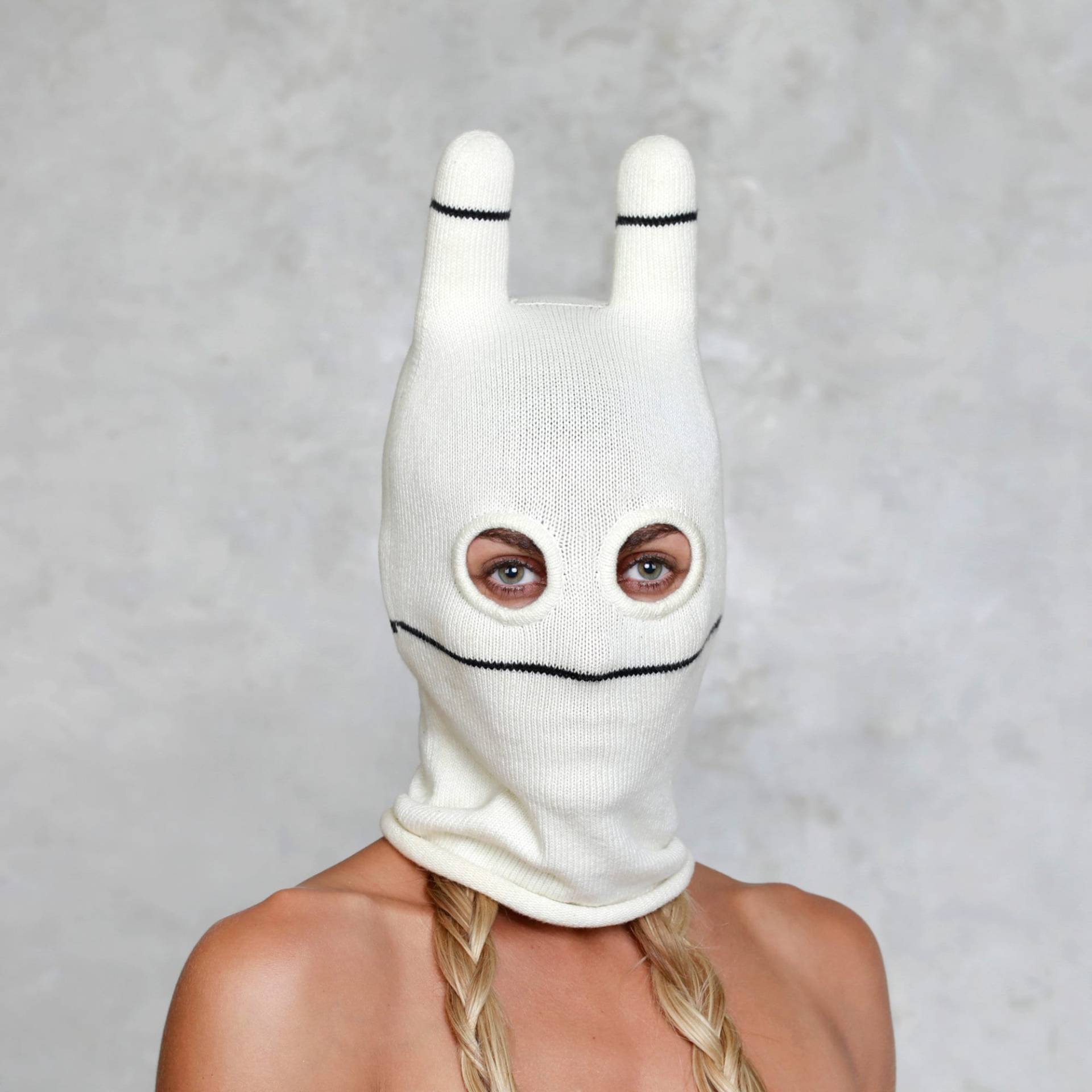 Gestrickte Balaclava Weiß Gestreifte Baumwoll-Schneemaske Mit Ohren Gestrickte Balaclava Weiß Gestreifte Baumwoll-Schneemaske Mit Ohren von BLAMOClothing