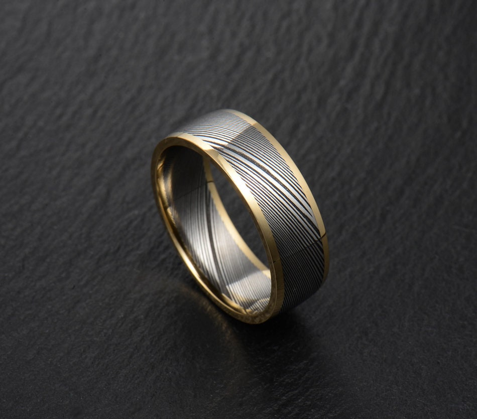 Edelstahl Damaskus Stahl Und 18K Gelbgold Herren Hochzeit Band Verlobungsring Ring Bd139 von BLDamascusDesigns