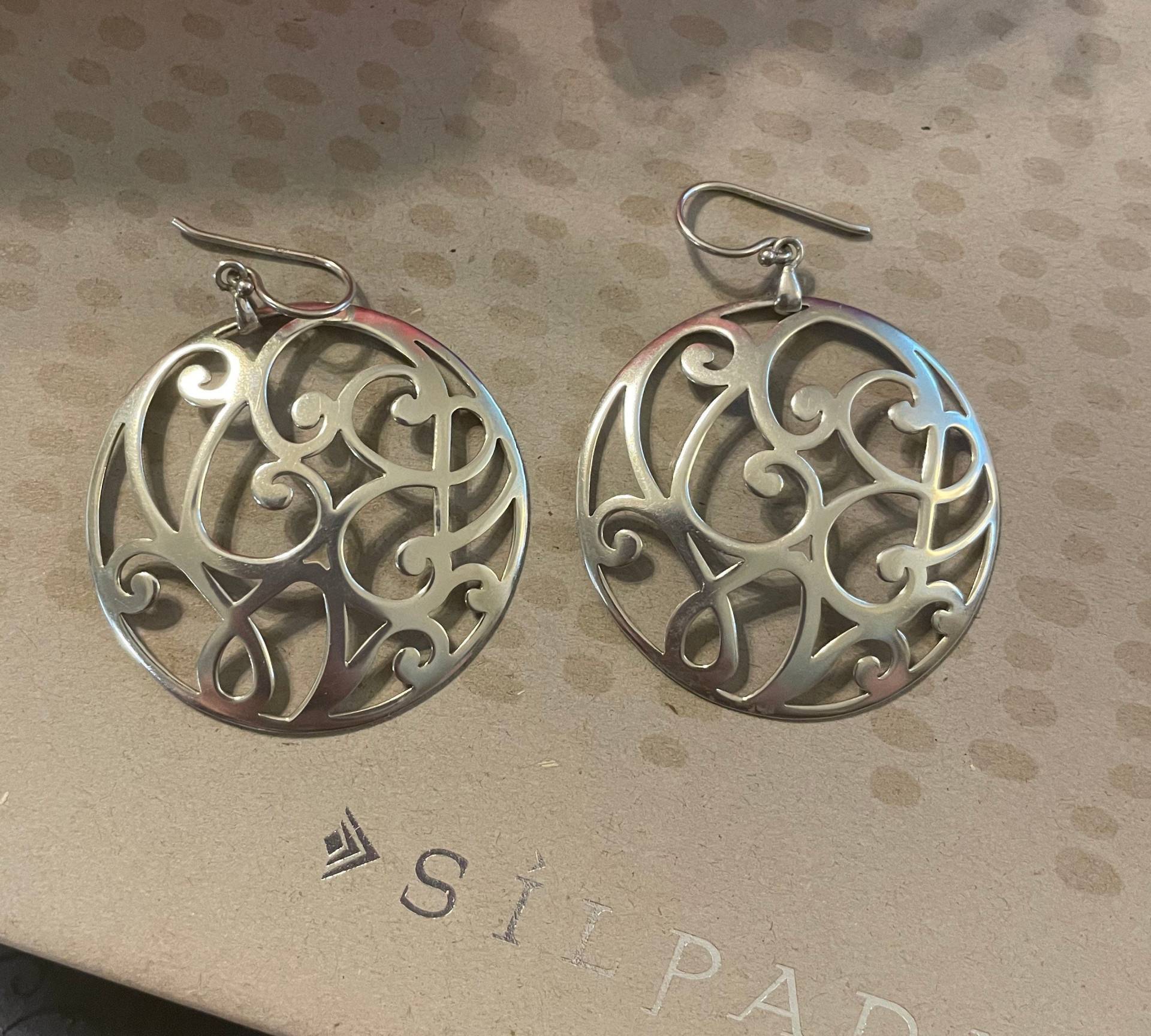 Silpada Sterling Silber Verzierte Ohrringe Ausgeschnitten W2137 von BLJewlsSilpada