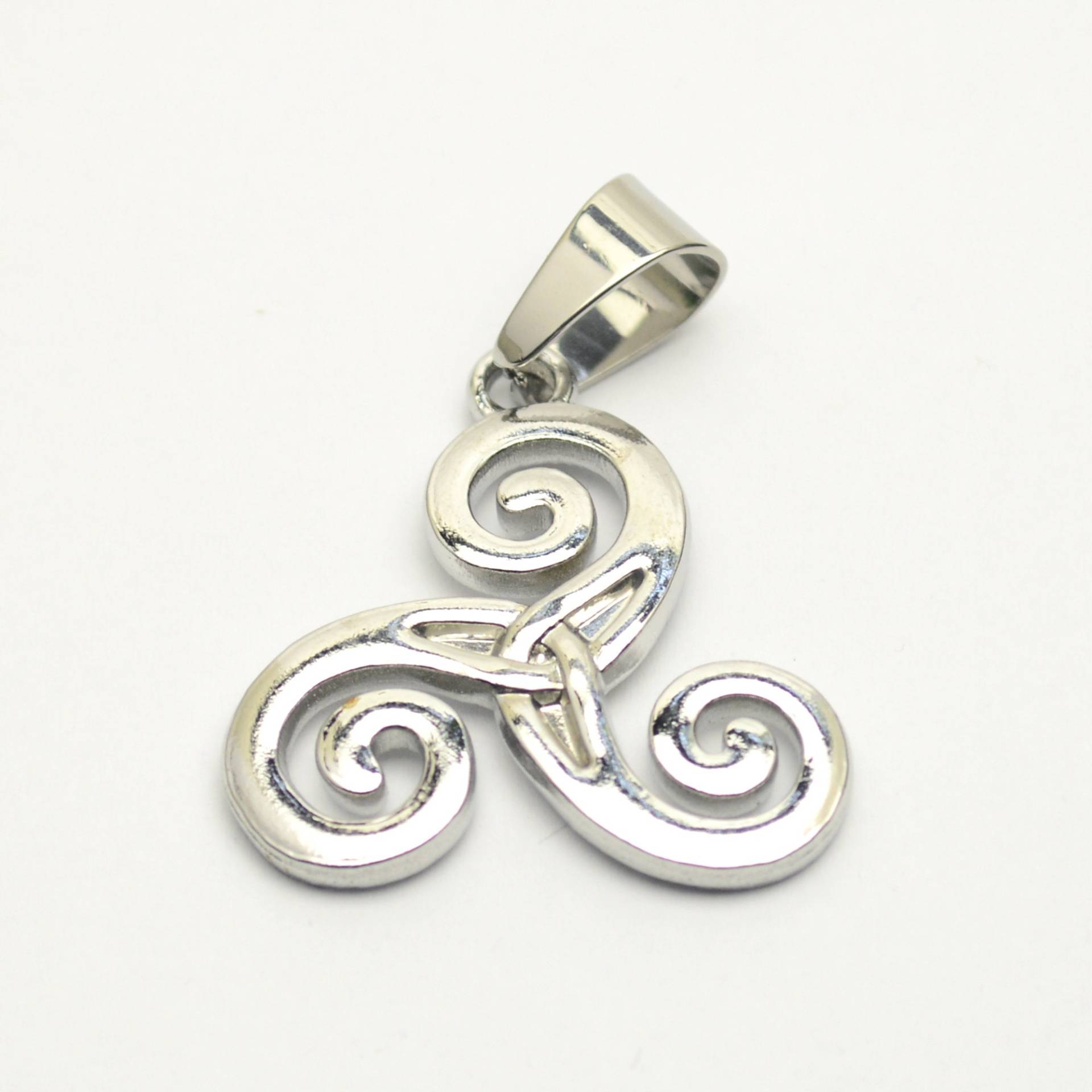 Triskell Triskele Anhänger Edelstahl Celtic Pendant Triskell Triskele Anhänger Edelstahl Celtic Pendant von BLSchmuckdesign