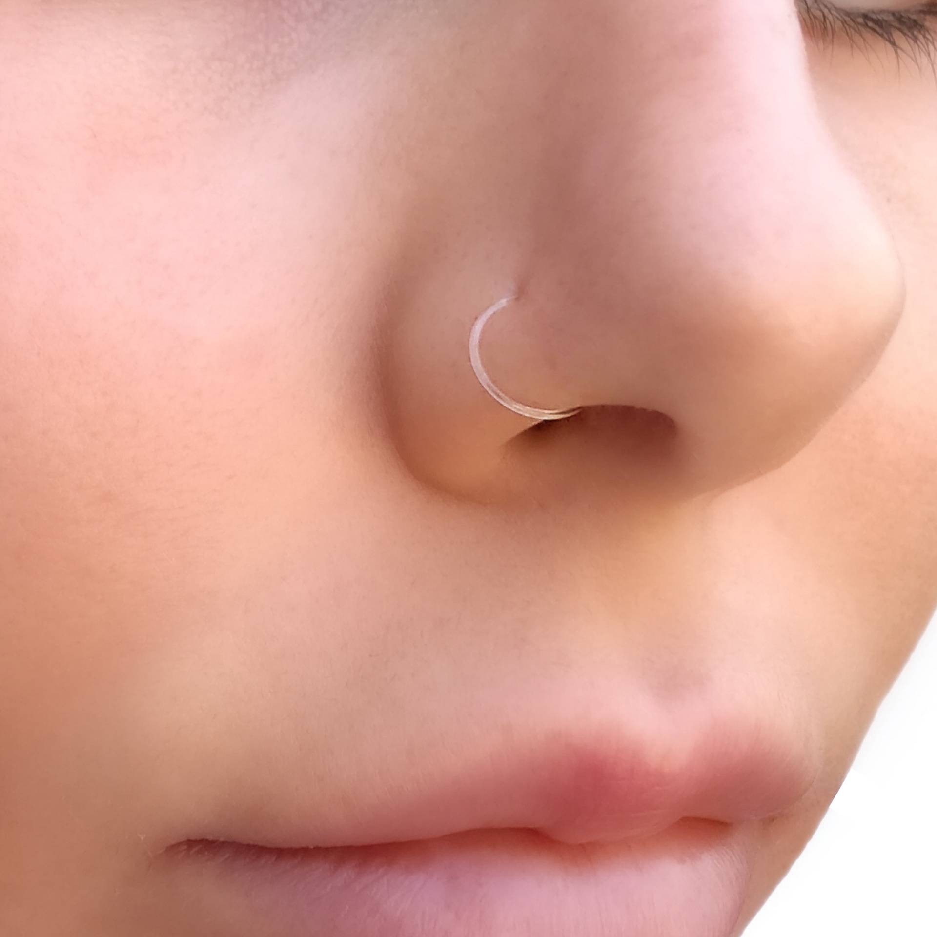 Nose Retainer 22 Gauge Nasenring Unisex Unsichtbare Hoop Nase Bolzen Schwarz Oder Klar Versteckter Nasenschmuck Piercing von BLUEBERRYVELVETSHOP