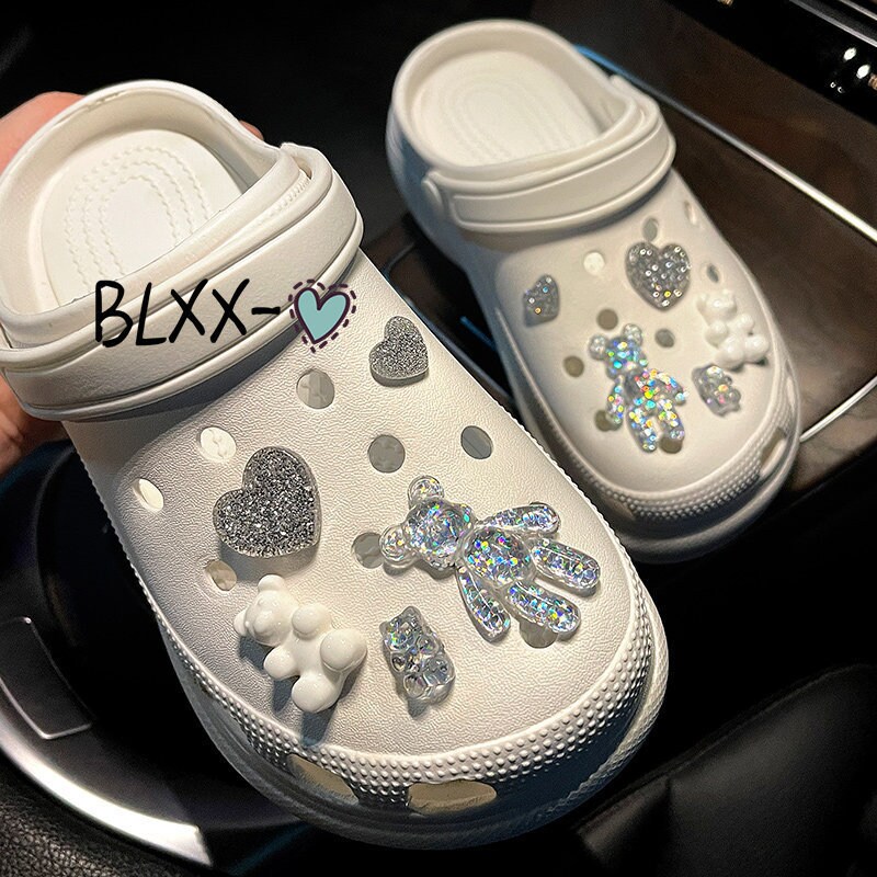 Clog Charms Teddy Bär, Niedliche Glitzer Bär Ornamente Dekoration Plug Schuh Pack Für Mädchen Erwachsene Kinder Frauen Geschenk von BLXXs