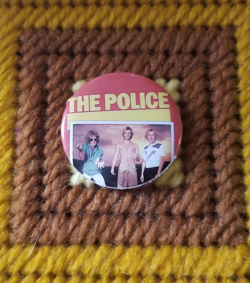 Vintage 1983 Der Polizei Pinback Button von BManVintageShirts