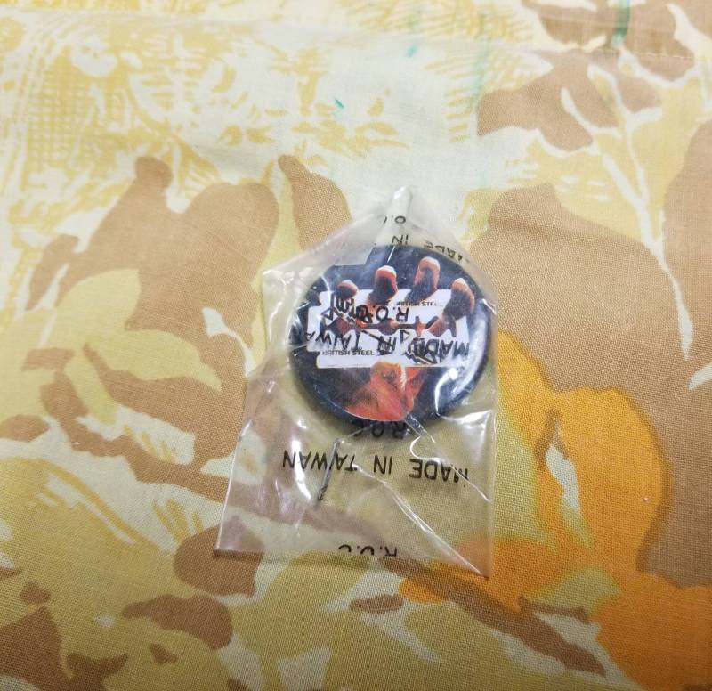 Vintage Deadstock Judas Priest British Steel Anstecker Button von BManVintageShirts