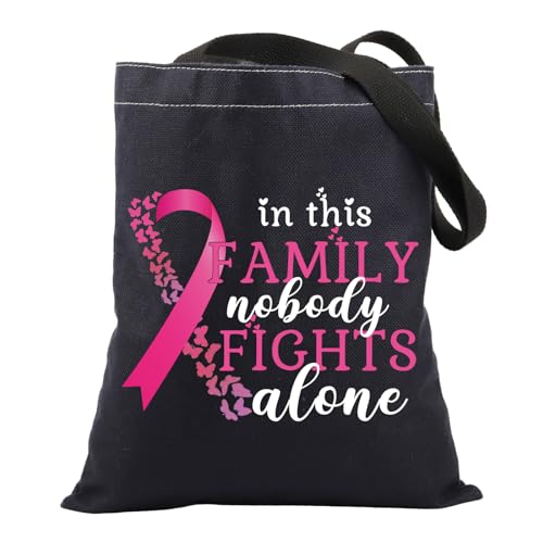 Brustkrebs-Geschenk für Krebspatienten, Überlebensgeschenk, Brustkrebs-Bewusstseins-Tragetasche mit Aufschrift "In This Family Nobody Fights Alone", Family Nobody Fights Alone, large von BNQL