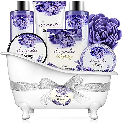 Bade Geschenke für Frauen 8 tlg, Lavendel Geschnkkorb, Wellness Set für Frauen, Pflegeset mit Deko Badewanne, Geburtstagsgeschenk, Geschenk für Frauen, Mama, von BODY & EARTH