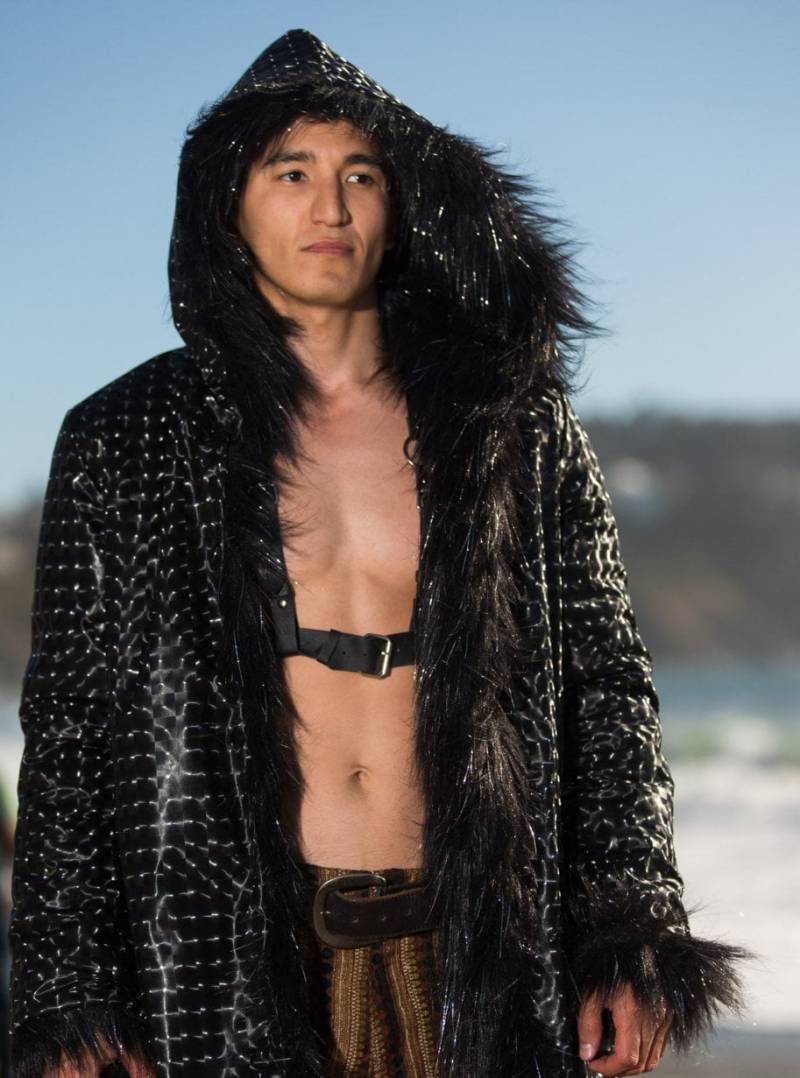 Cyberman Kunstpelz Mantel | Brennender Mann Tolle Jacke Herrenkostüm Kunstpelzmantel Für Herren Boho Mäntel von BOHOcoats