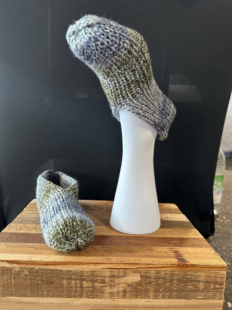 Bettsöckchen | Warme Socken Bettstrümpfe Bettschuhe Strickschuhe Stricksocken Bettsocken von BONGERSAshop