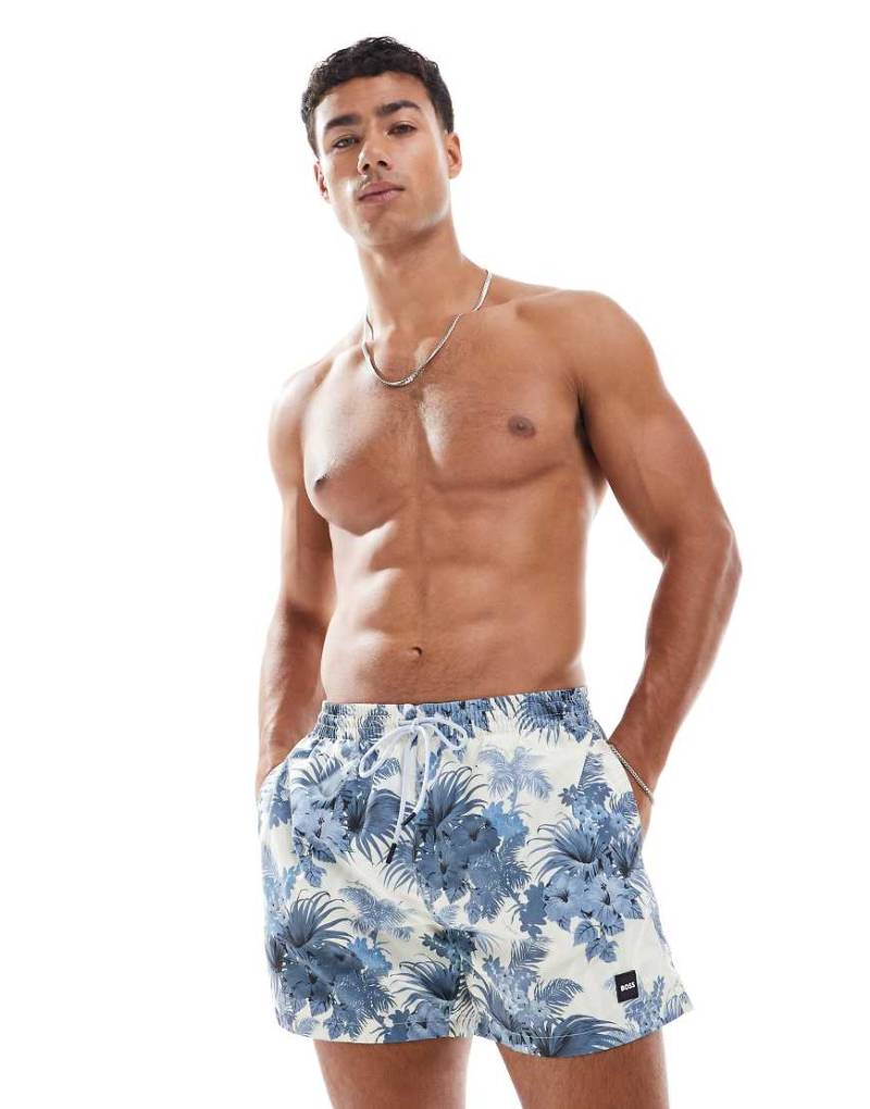 BOSS - Badeshorts in Cremeweiß und Blau mit All-over-Blätterprint von BOSS Bodywear