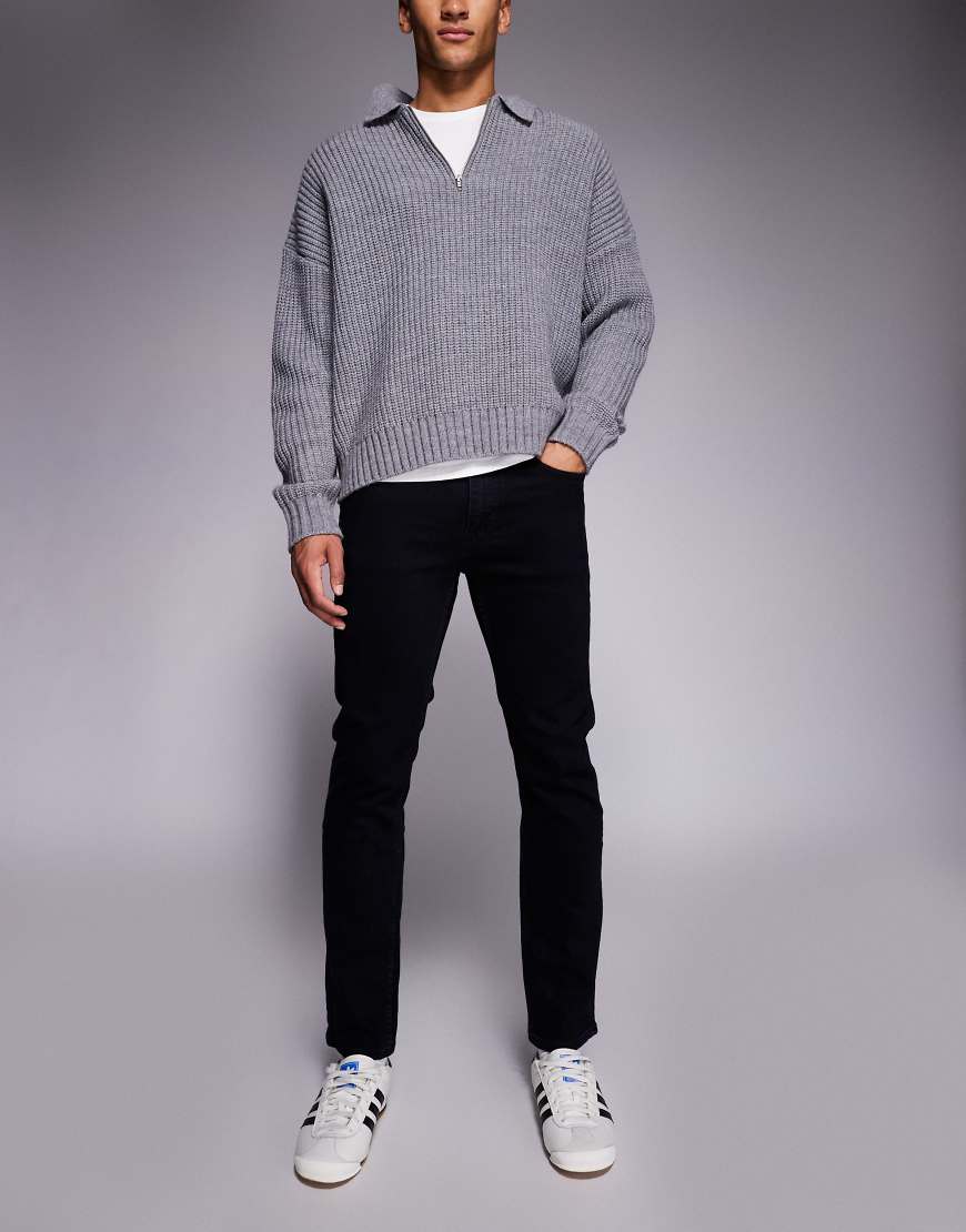 BOSS Orange - Delaware - Schmal geschnittene Jeans in dunkelblauer Waschung von BOSS Orange