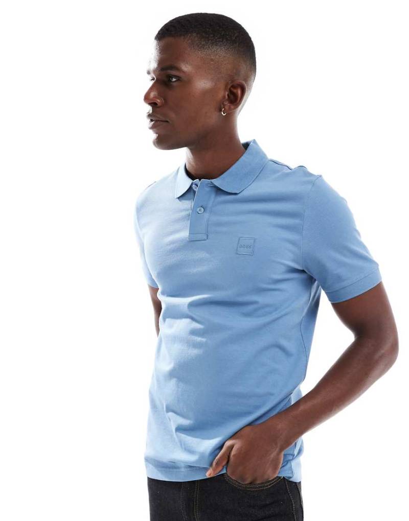 BOSS Orange - Passenger - Pikee-Polohemd in Hellblau mit Markenlogo und schmalem Schnitt von BOSS Orange