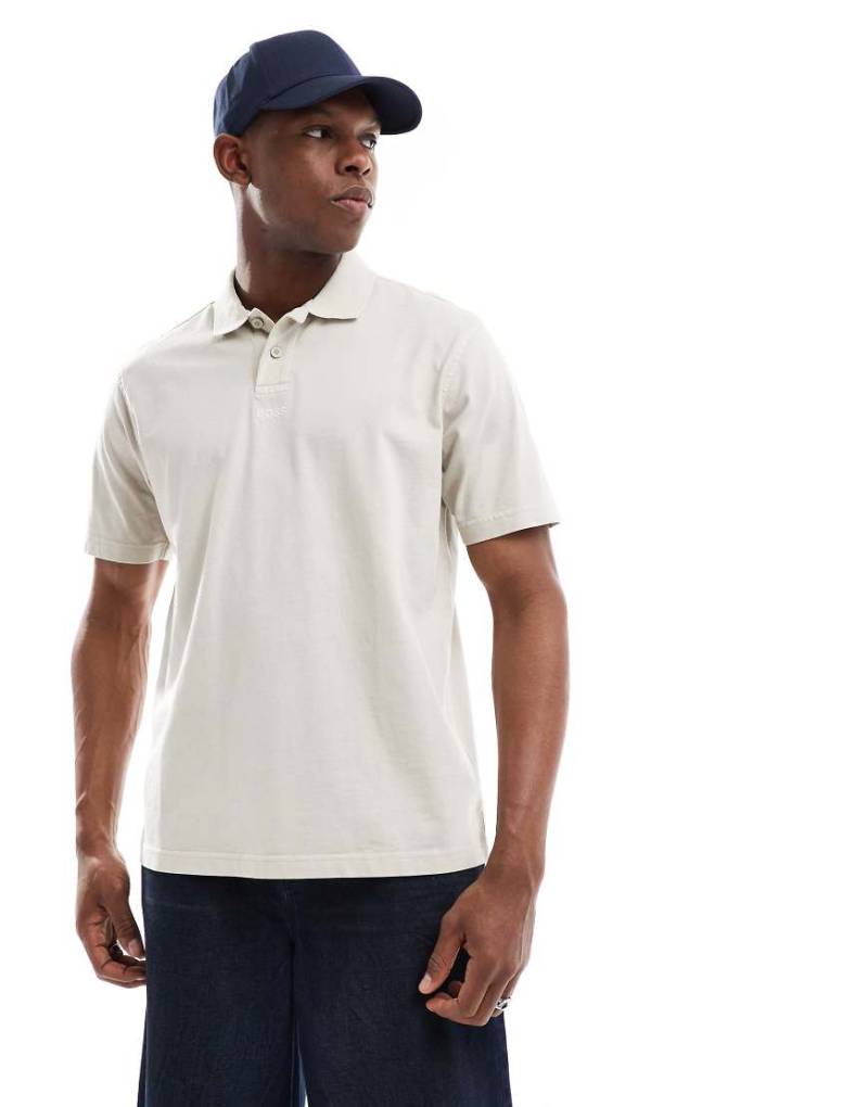 BOSS Orange - Pe_Dye - Lässig geschnittenes Polohemd in Beige mit zentriertem Logo-Neutral von BOSS Orange