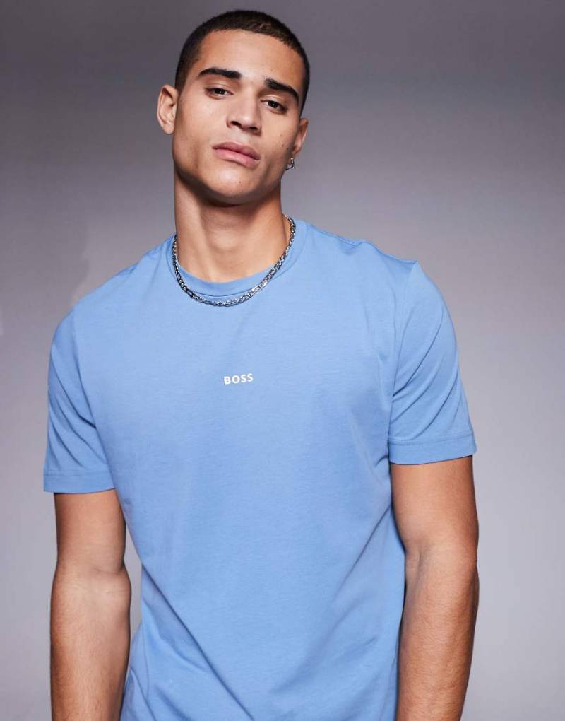 BOSS Orange - TChup - Lässig geschnittenes T-Shirt in Hellblau mit zentralem Logo von BOSS Orange