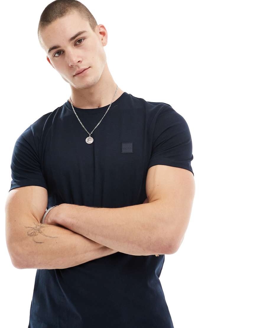 BOSS Orange - Tales - T-Shirt in Marineblau mit Box-Logo von BOSS Orange